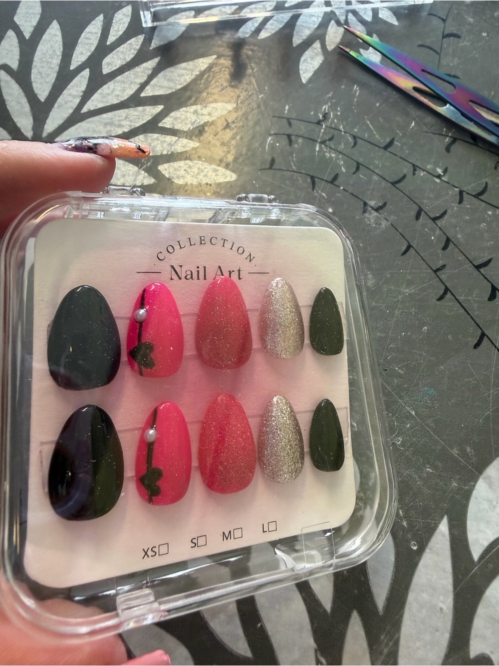 - Pink, black & Silver Press-On Nail Set
